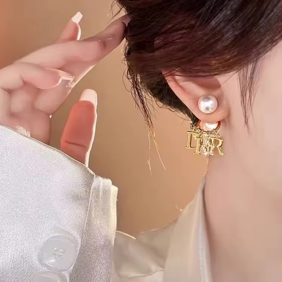 White Pearl Charm Gold Earrings - Picture 5 of 6